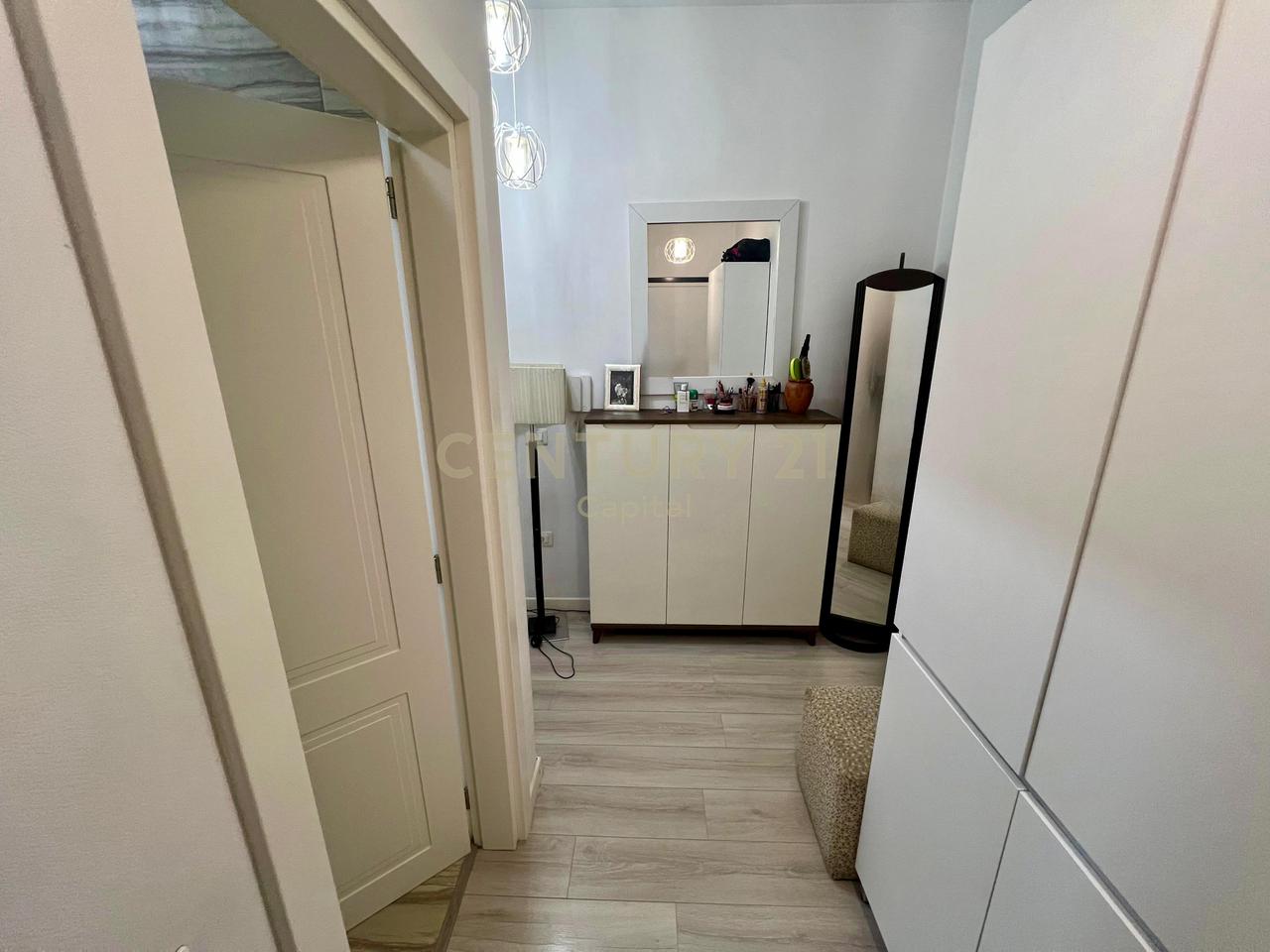 Appartamento 2+1+2 al Ristorante Durrësi, Tirana