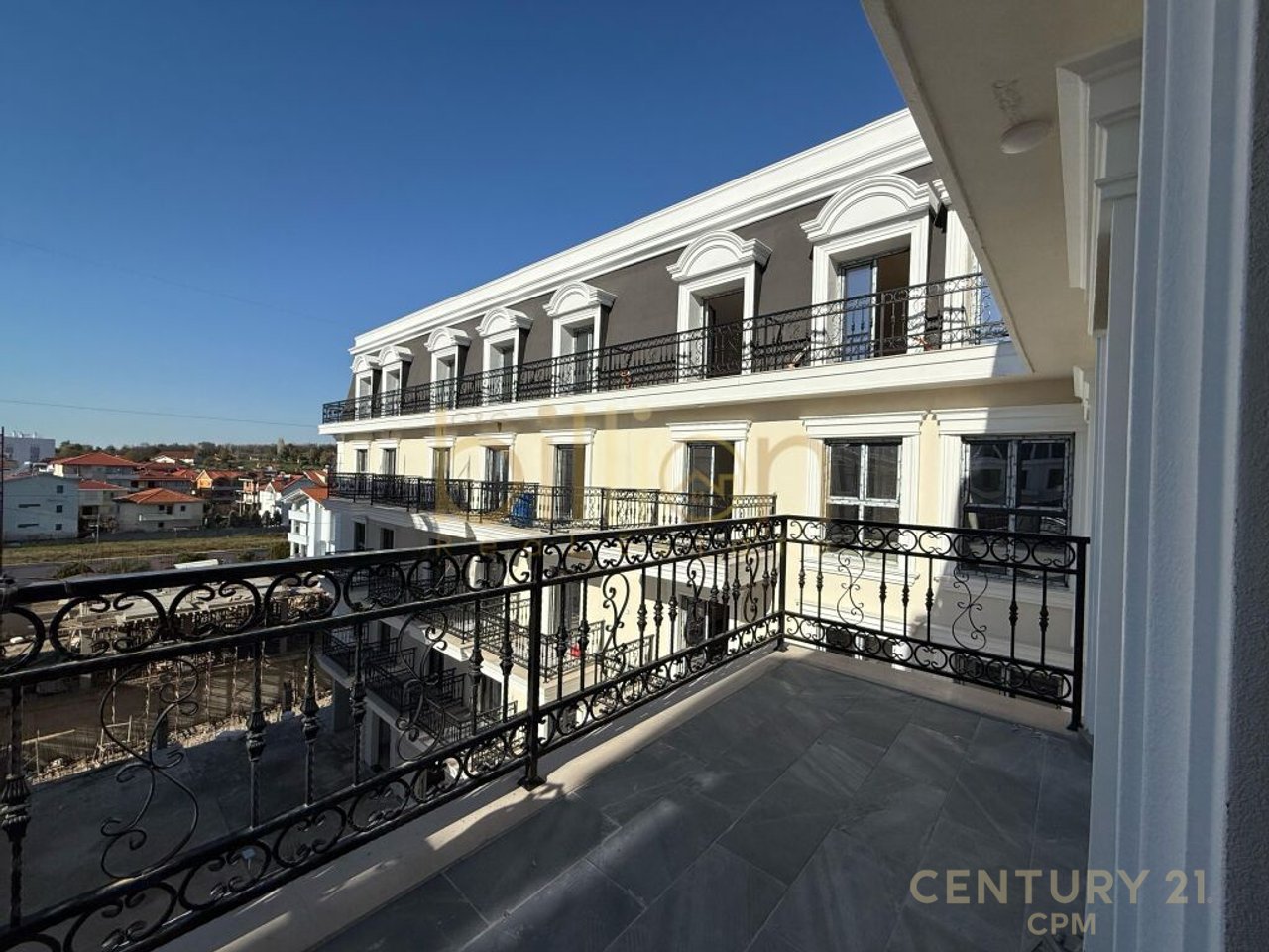 "NEW TIRANA GATE" RESIDENCE, APARTMENT 1+1 FOR SALE WITH HIGHWAY VIEW