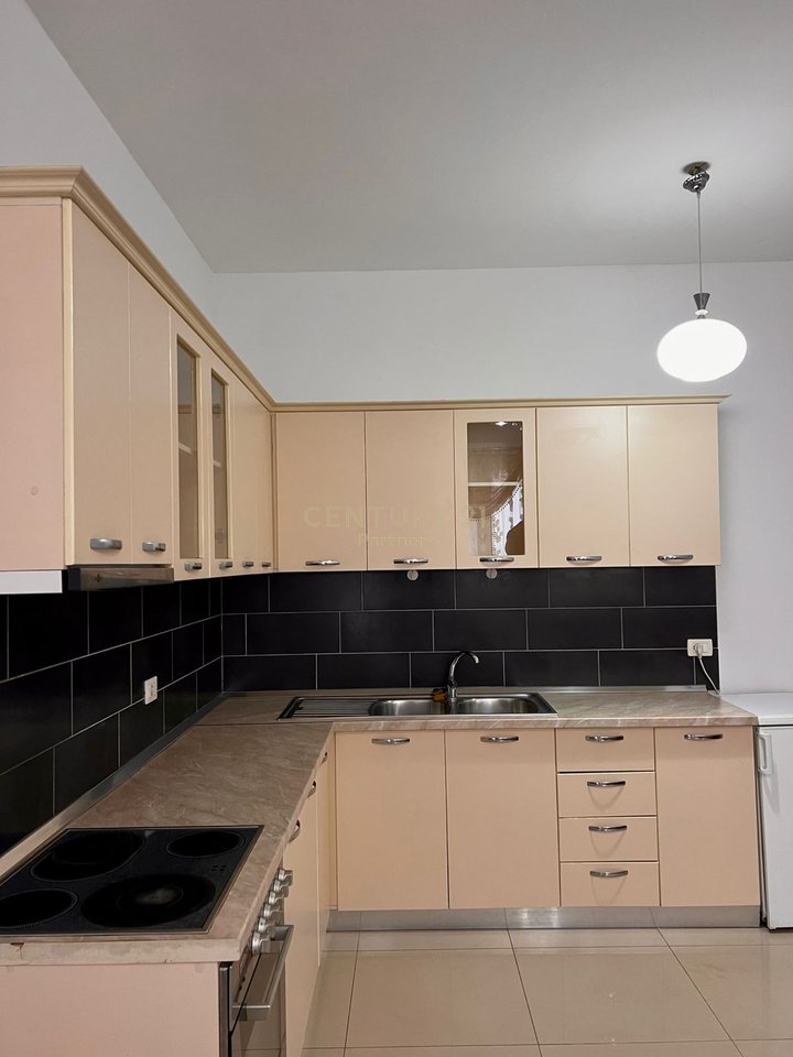 APARTMENT FOR RENT IN FRESK 2 MINUTES FROM THE BIG RING