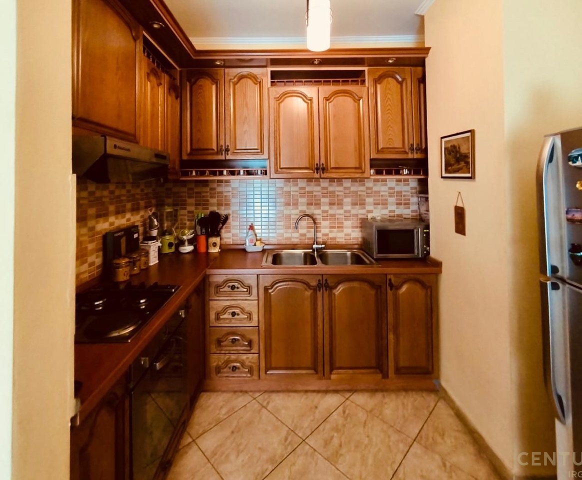 Appartamento 1+1 in affitto – Via Babe Rexha, vicino al Complesso Magnet
Prezzo: 450€ / mese