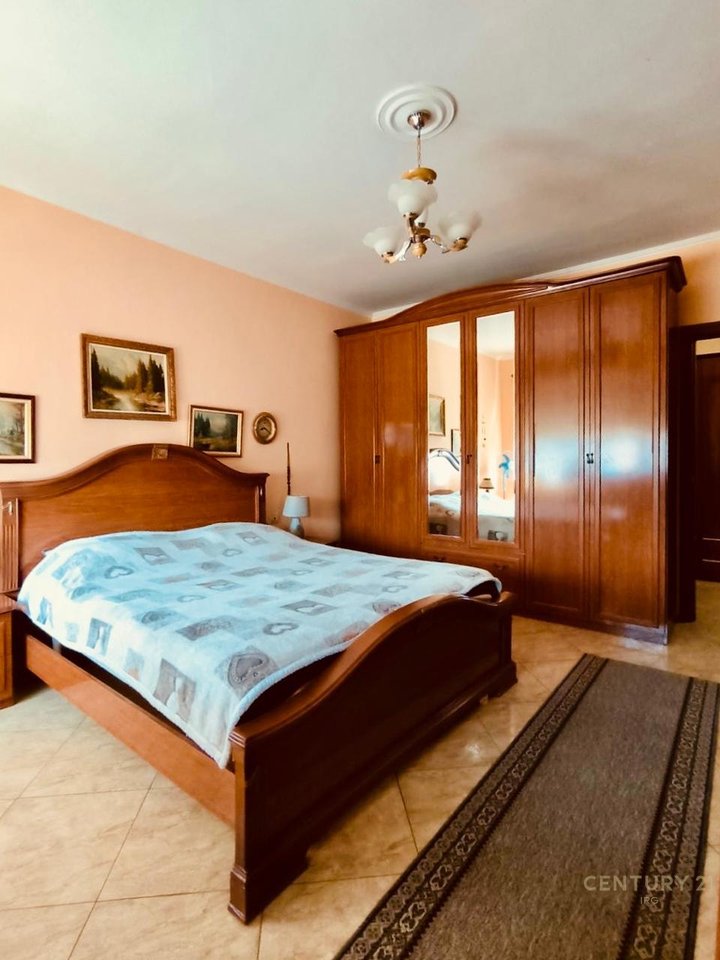 Appartamento 1+1 in affitto – Via Babe Rexha, vicino al Complesso Magnet
Prezzo: 450€ / mese