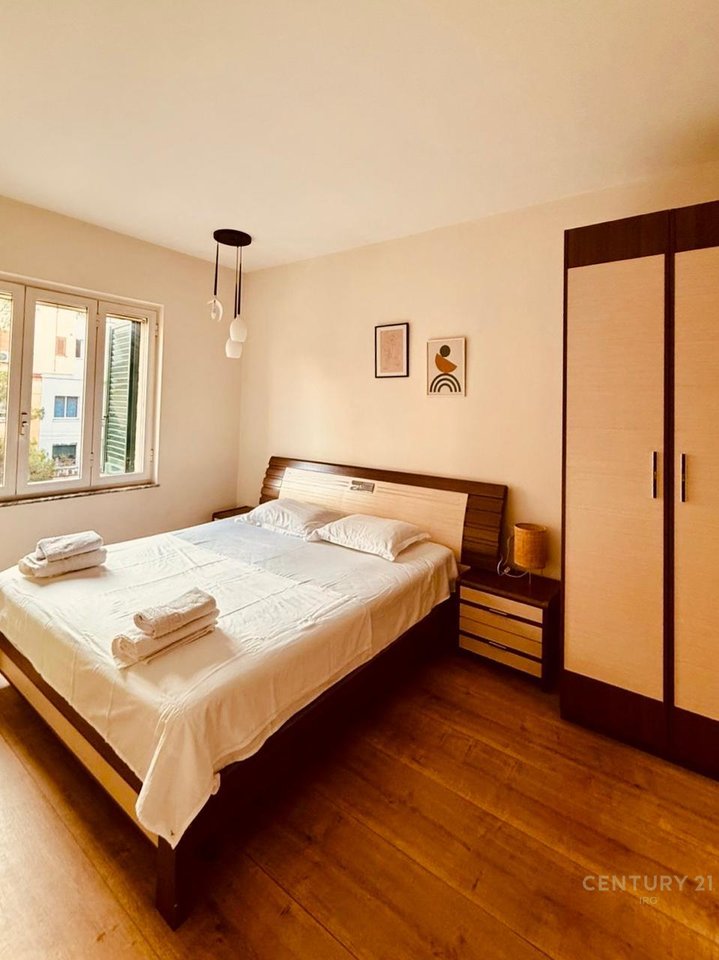 Appartamento in affitto – Myslym Shyri, Tirana
Prezzo: 750€/mese