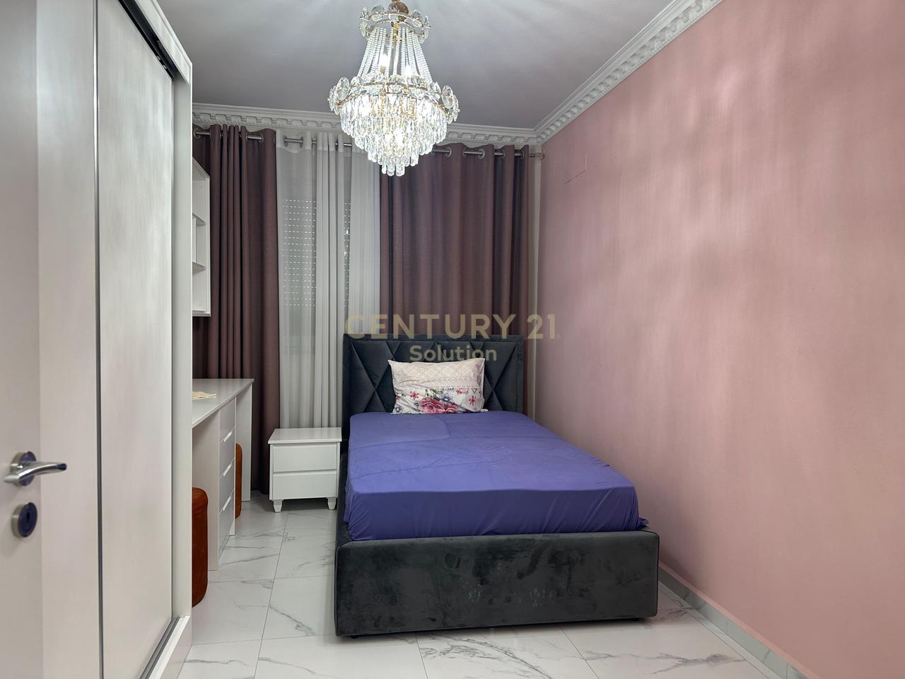 JEPET ME QIRA APARTAMENT 2+1+2 TE VILA L 2 !!!