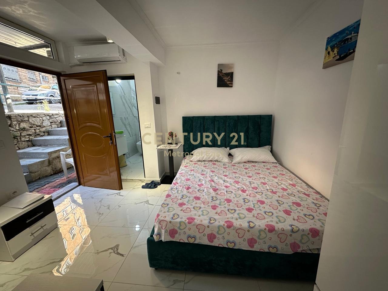 4 Studios for Sale in the Center of Saranda