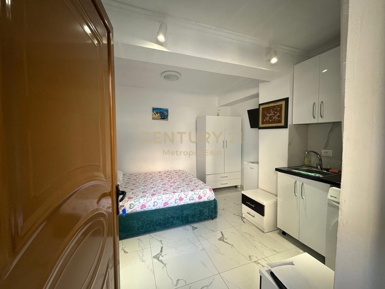 4 Studios for Sale in the Center of Saranda