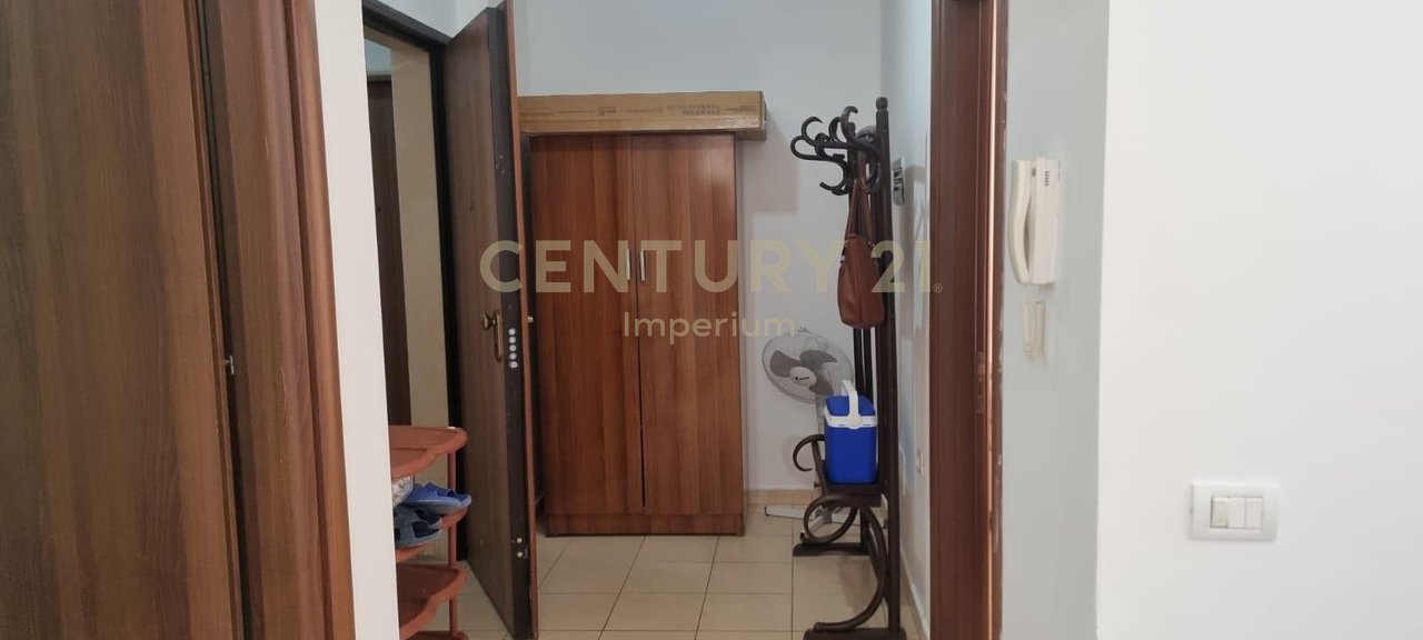 APARTAMENT 1+1 ME QIRA TEK KODRA E DIELLIT pran fondacionit ELEONORA !
