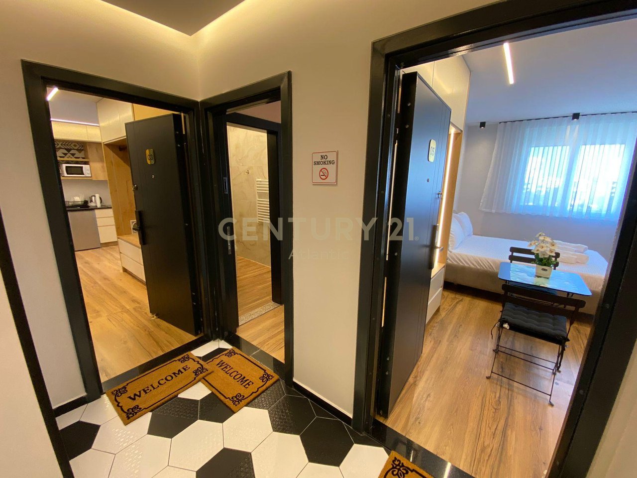 APART-HOTEL IN VENDITA SULLA SPIAGGIA DI RROTA E KUQE, DURAZZO - €365.000 | 150 m²