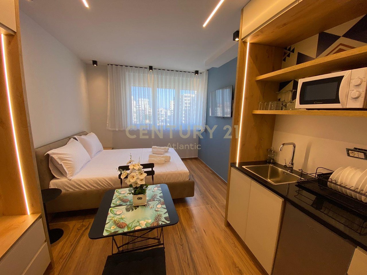 APART-HOTEL IN VENDITA SULLA SPIAGGIA DI RROTA E KUQE, DURAZZO - €365.000 | 150 m²