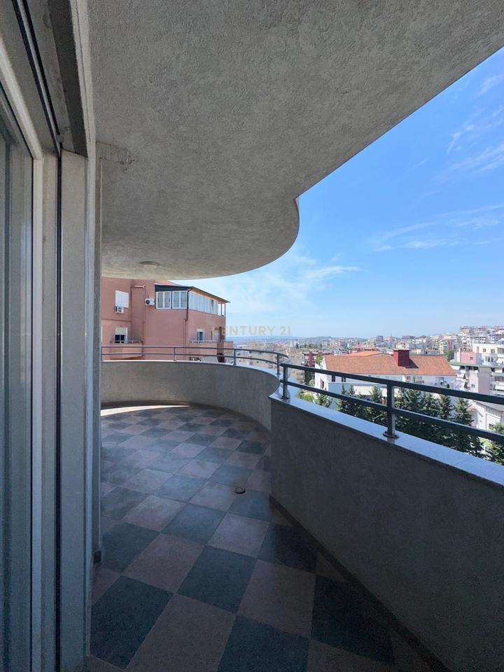Super Apartment 3+1+2 for Sale in Rafaelo Complex, Fresk