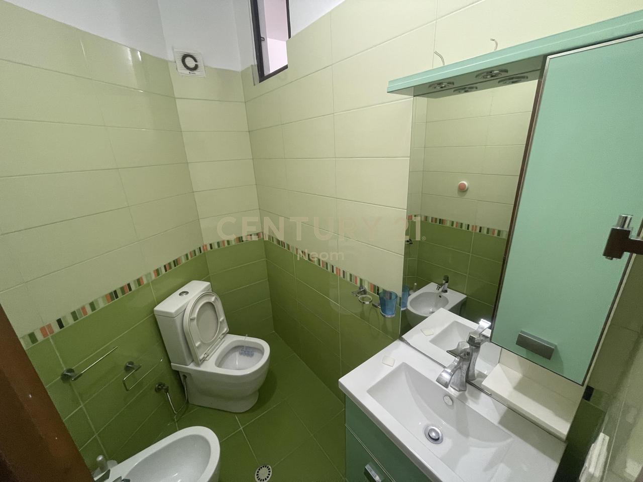 Appartamento 3+1+2 in Via Kavaje!