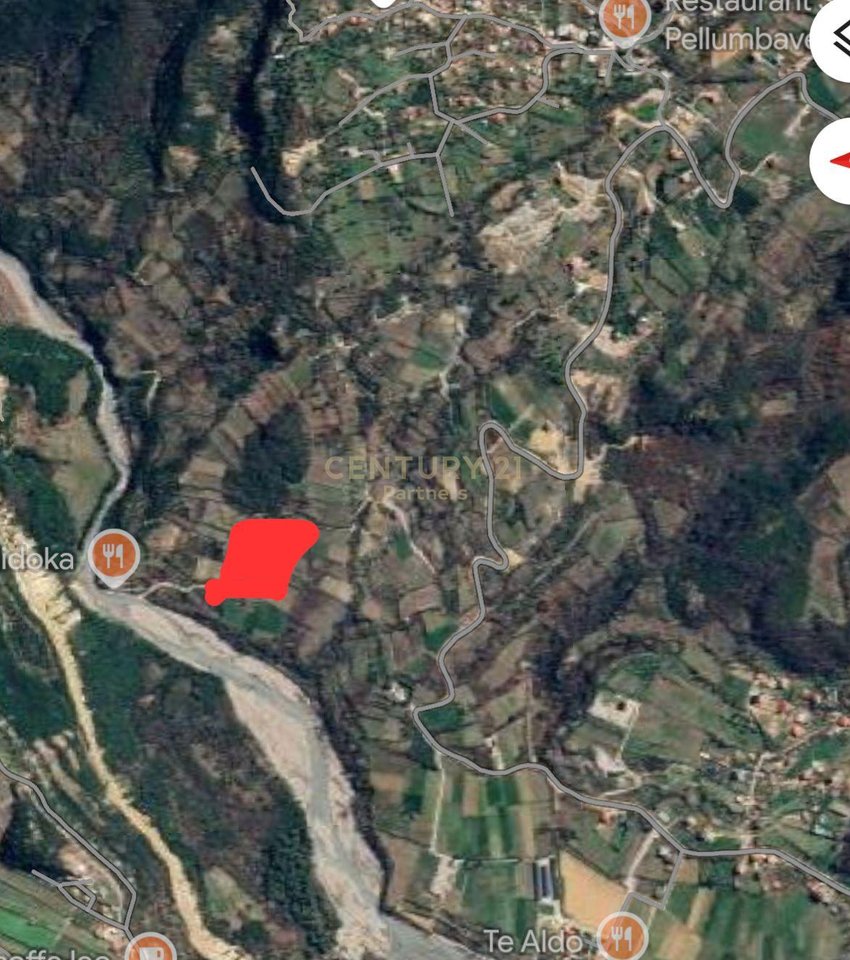 LAND FOR SALE 800M2 IN PELLUMBAS - POSSIBILITY OF EXPANSION AND VILLA CONSTRUCTION
