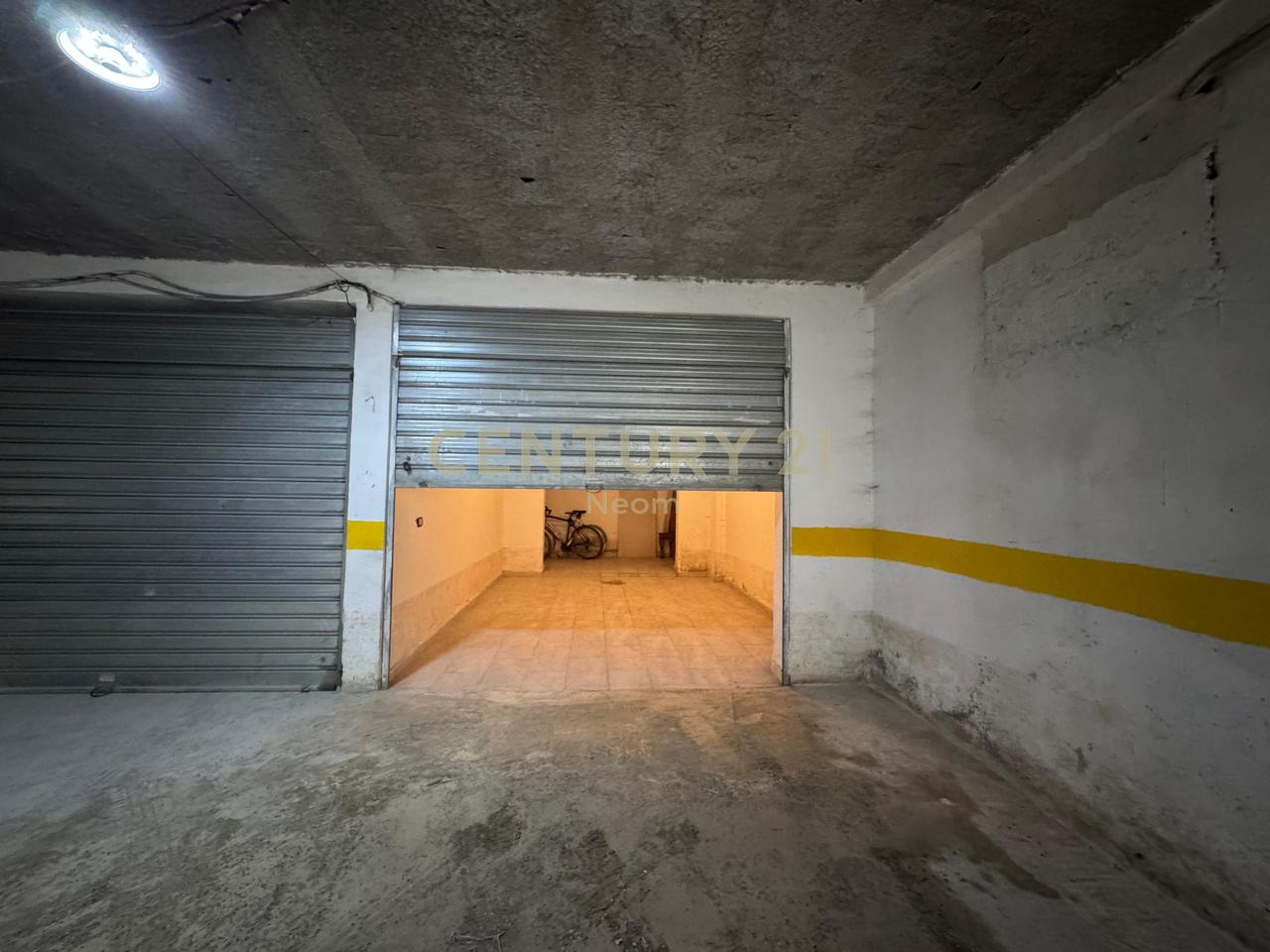 QIRA, APPARTAMENTO 2+1+PARCHEGGIO, COMUNE DI PARIGI!