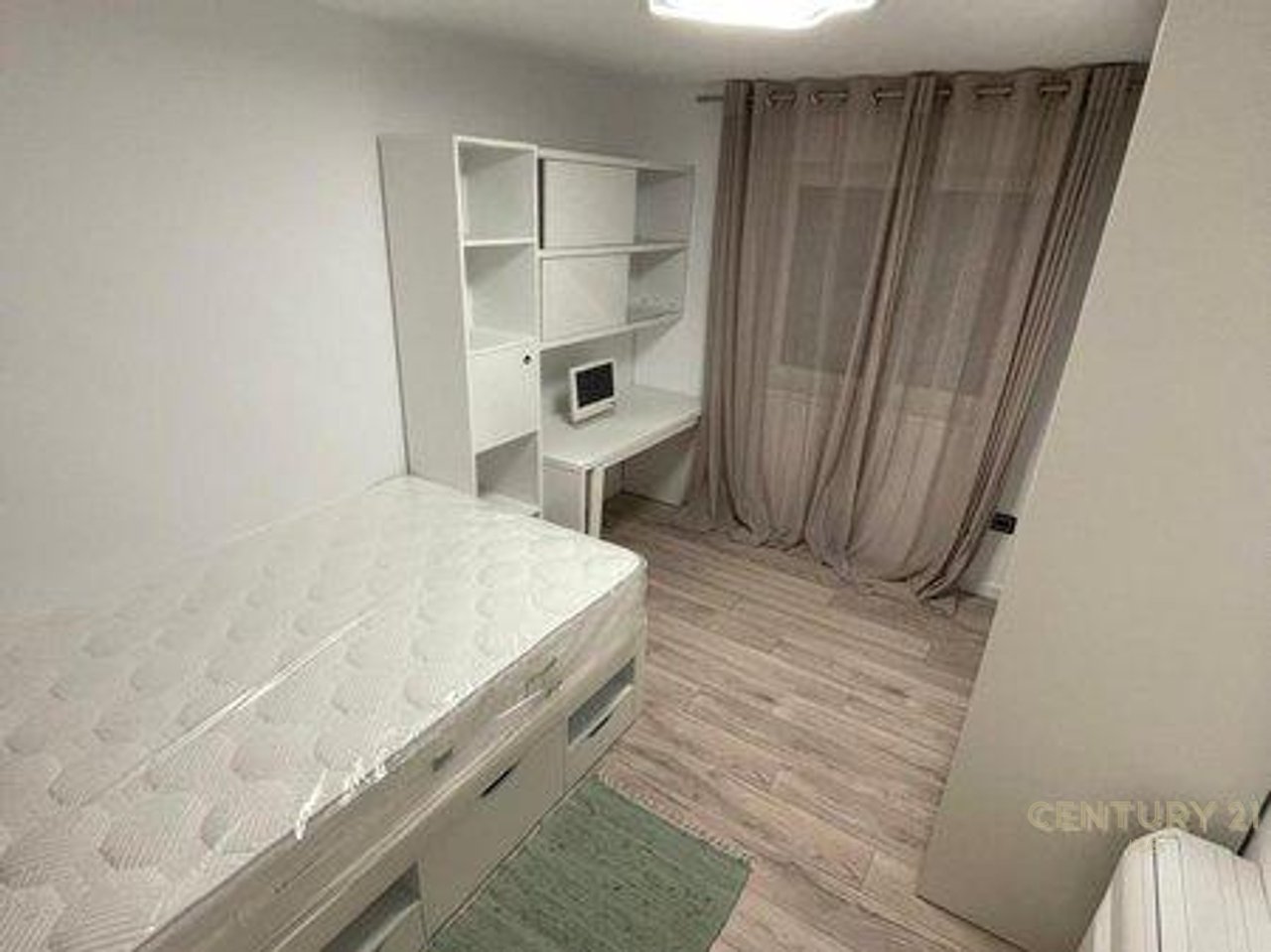 APPARTAMENTO DI LUSSO 3+1+2+2 BALCONI IN VENDITA IN VIA DURAZZO!