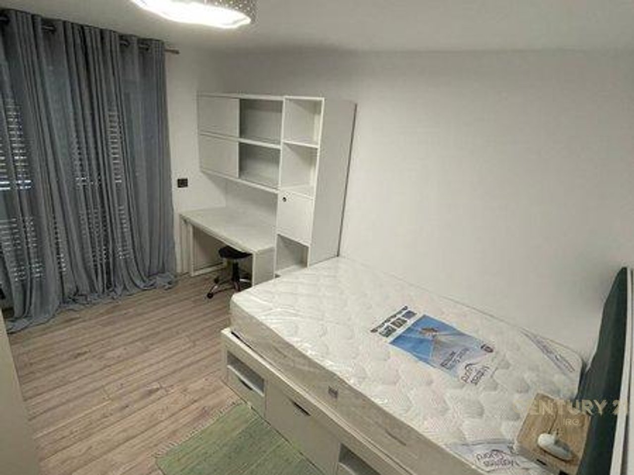 APPARTAMENTO DI LUSSO 3+1+2+2 BALCONI IN VENDITA IN VIA DURAZZO!