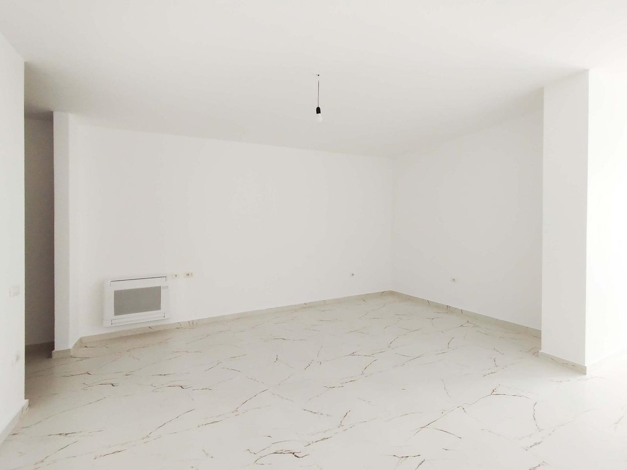Te Mine Peza, Donika Center apartment 2+1 for rent