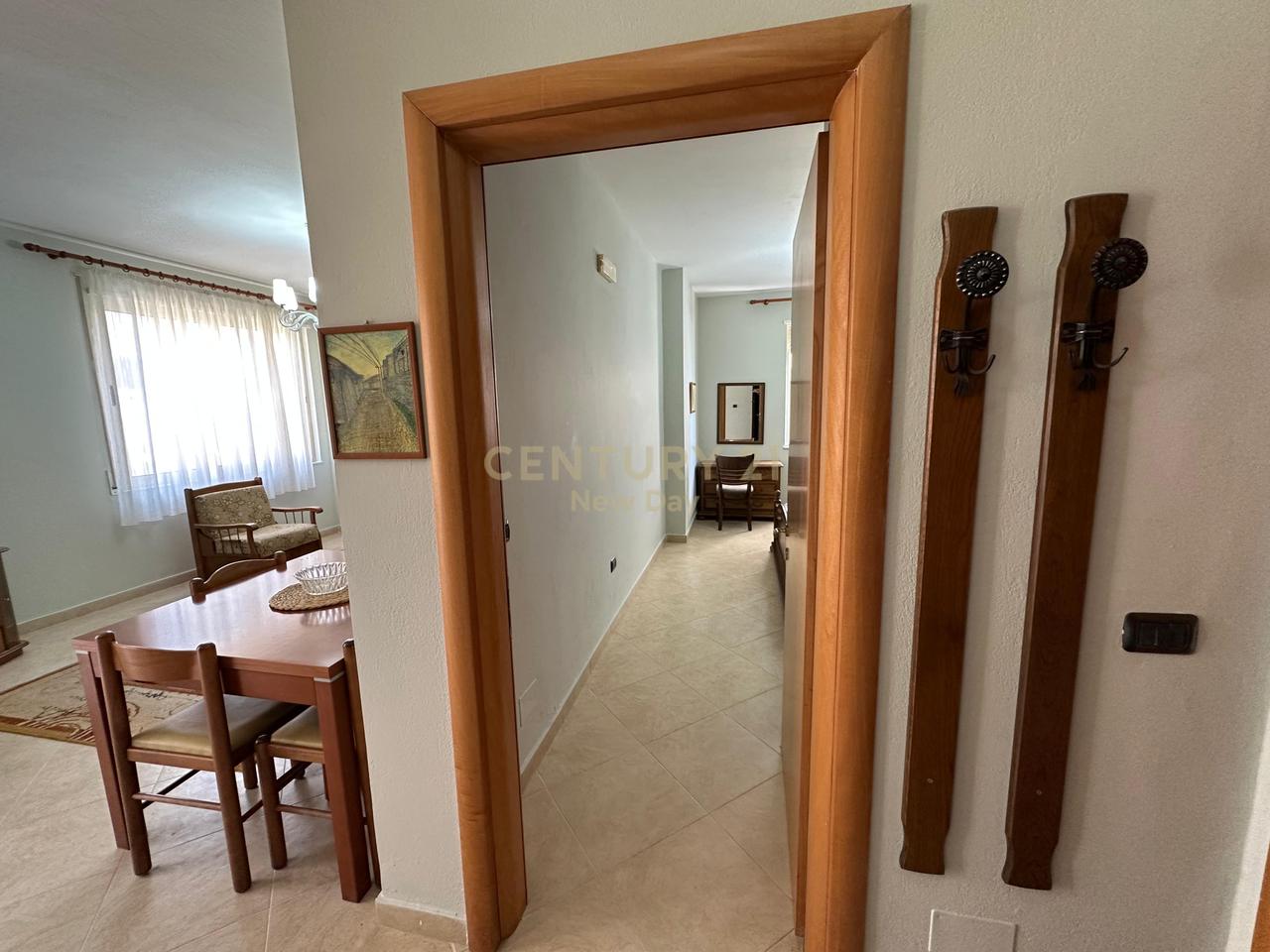 Appartamento 1+1 in affitto a Shkëmbi I Kavajës, Durrës - 400€ | 72 m²