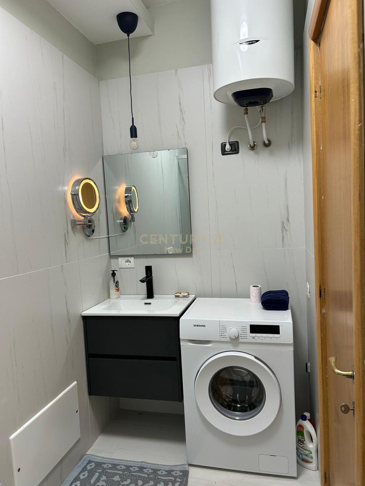Appartamento 1+1 in affitto a Shkëmbi I Kavajës, Durrës - 400€ | 72 m²