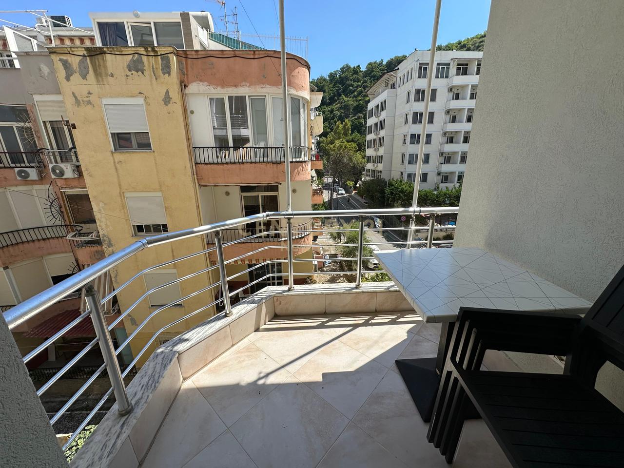 Appartamento 1+1 in affitto a Shkëmbi I Kavajës, Durrës - 400€ | 72 m²