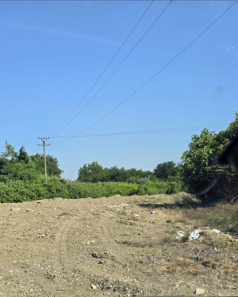 LAND FOR SALE ADJACENT TO RINAS AIRPORT