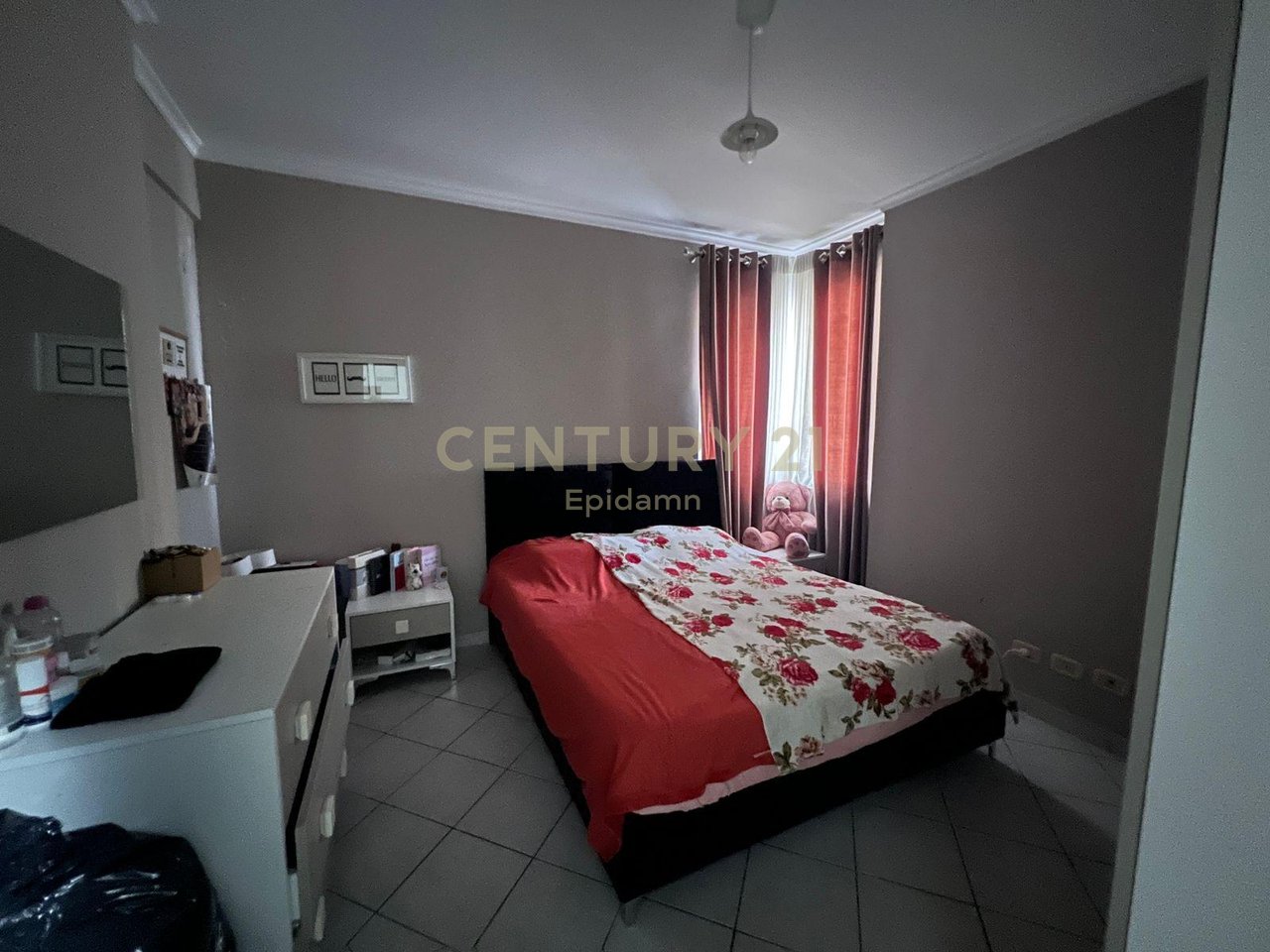 FOR SALE 2+1+2 + PARKING SPACE IN VOLLGA!