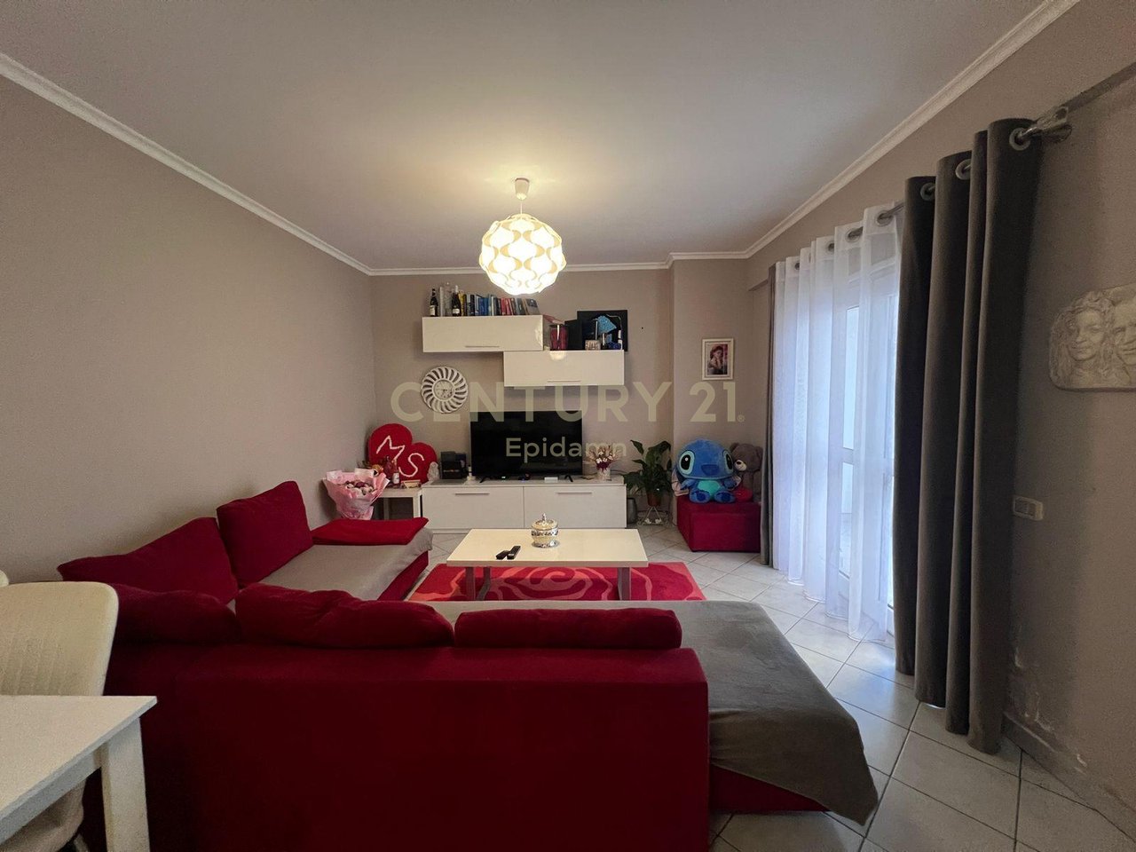 FOR SALE 2+1+2 + PARKING SPACE IN VOLLGA!
