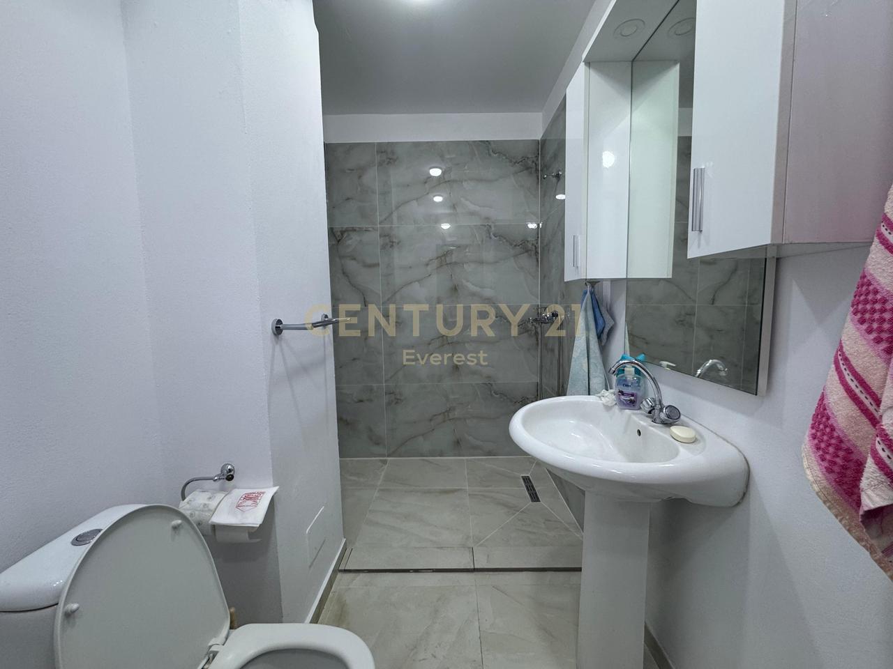 21-DHJETORI, SHESIM APARTAMENT 2+1+2