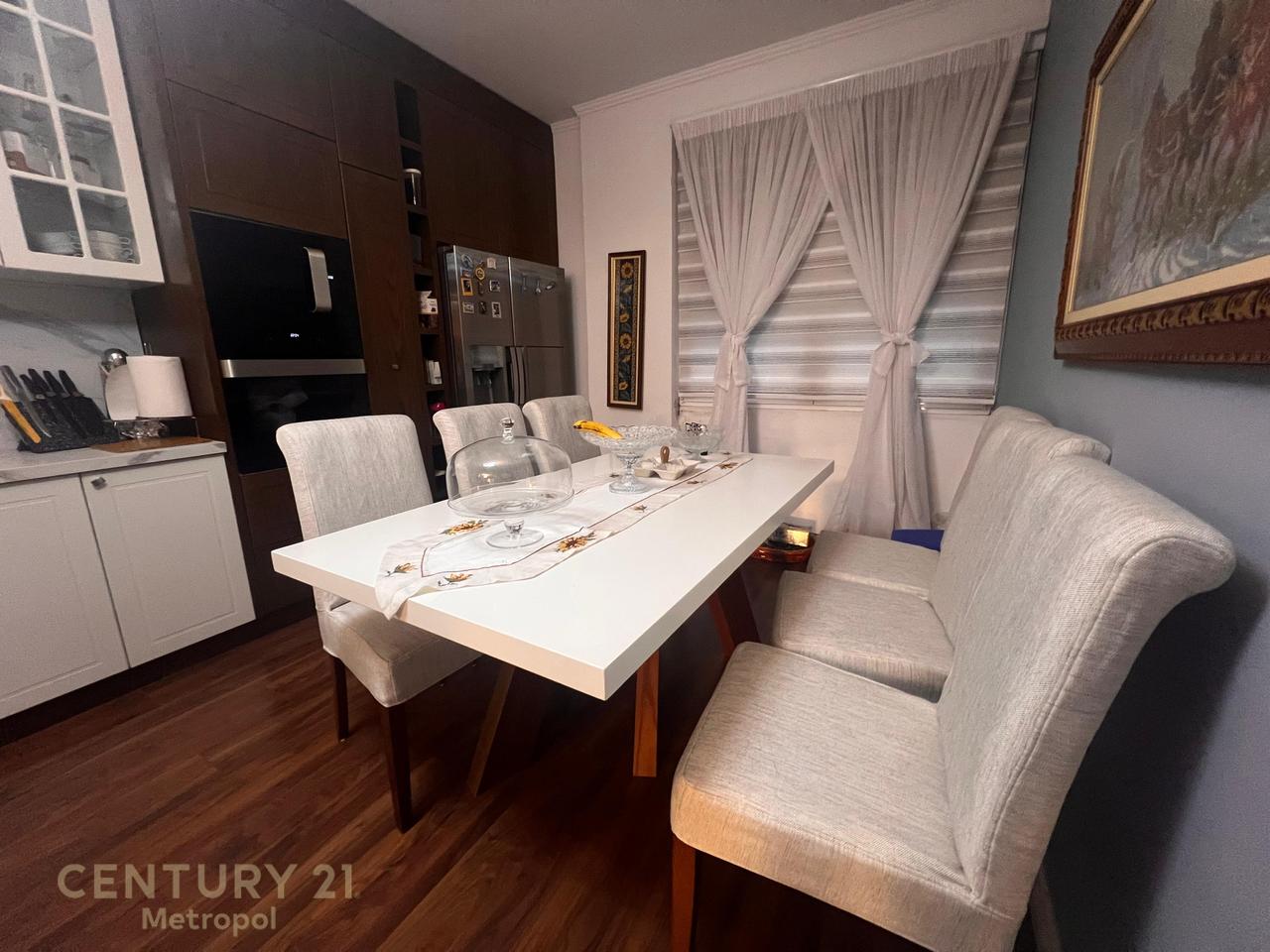 Apartament 2+1 Për Shitje, Kompleksi Tom Doshi!