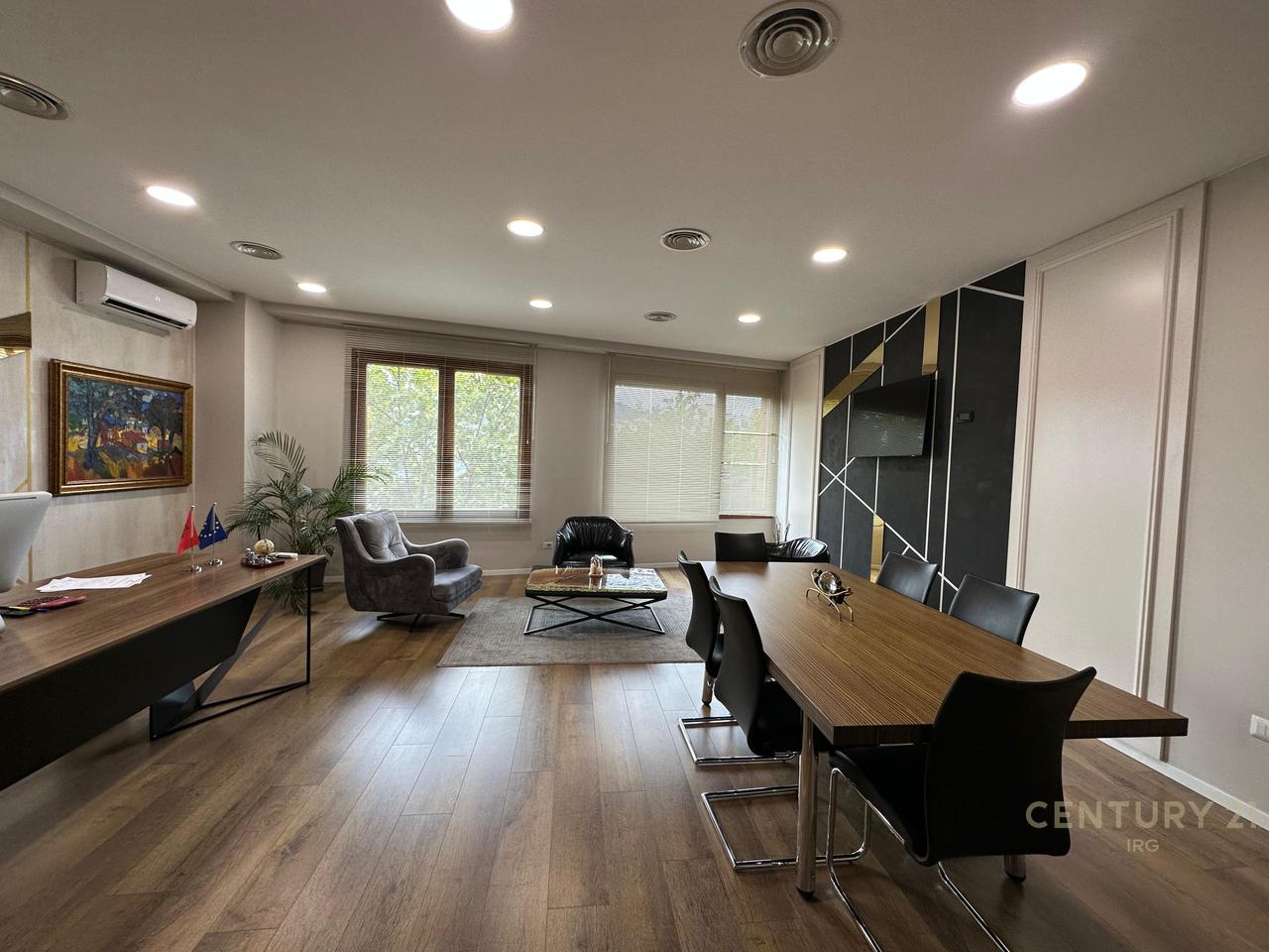 ZYRE SUPER E FURNISHED OFFICE FOR RENT AT HILTON, NEAR DELIJORGJI