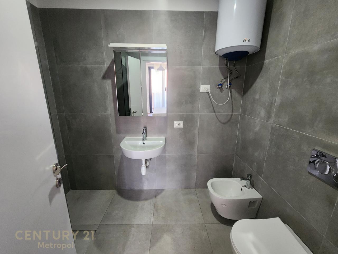 APPARTAMENTO 2+1+2 BAGNI IN AFFITTO NEL COMPLESSO ZIRKON VICINO A QSUT!