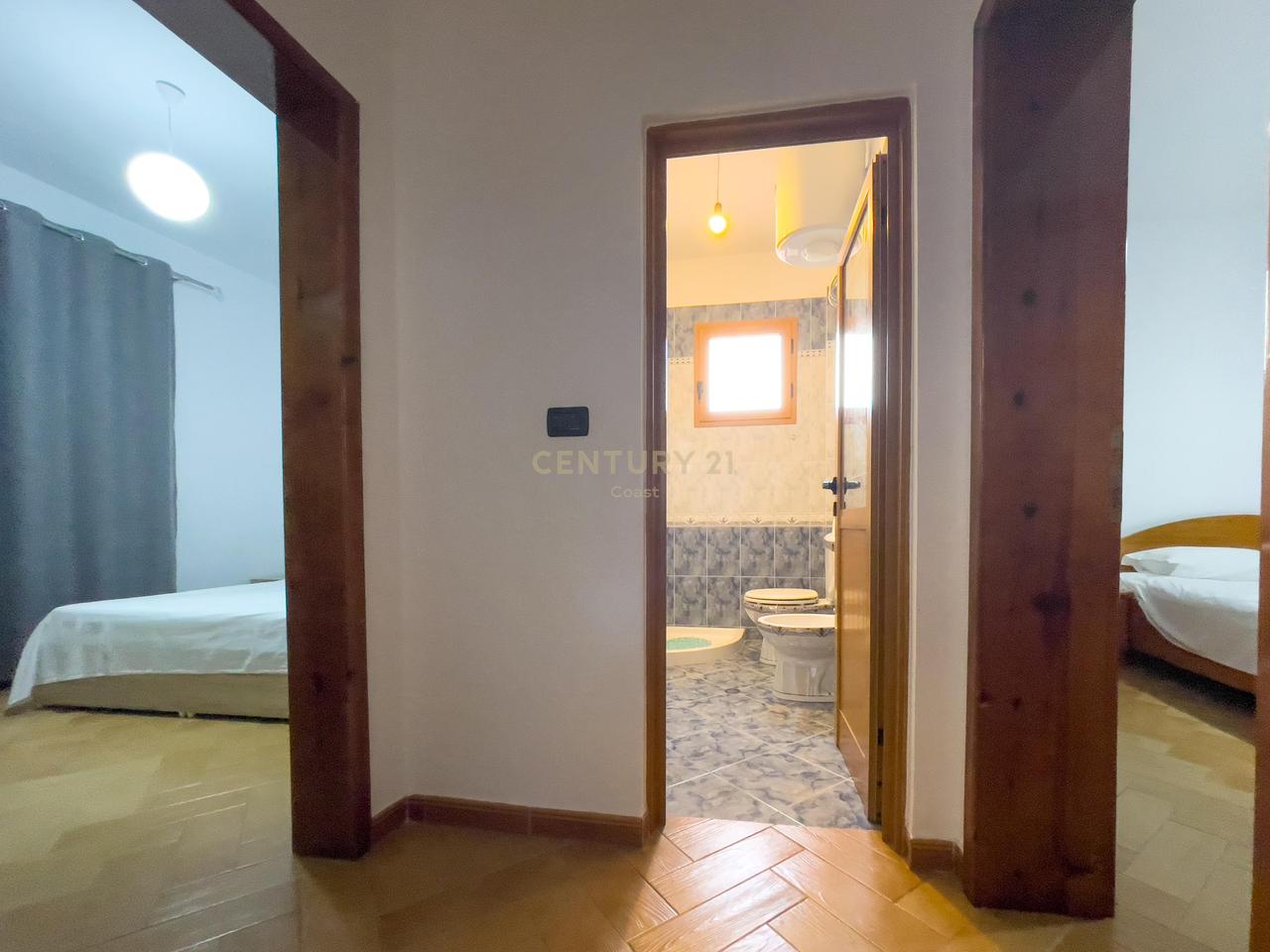 Jepet me qira apartament 3+1+2 në Vlorë – Zona e Coles
