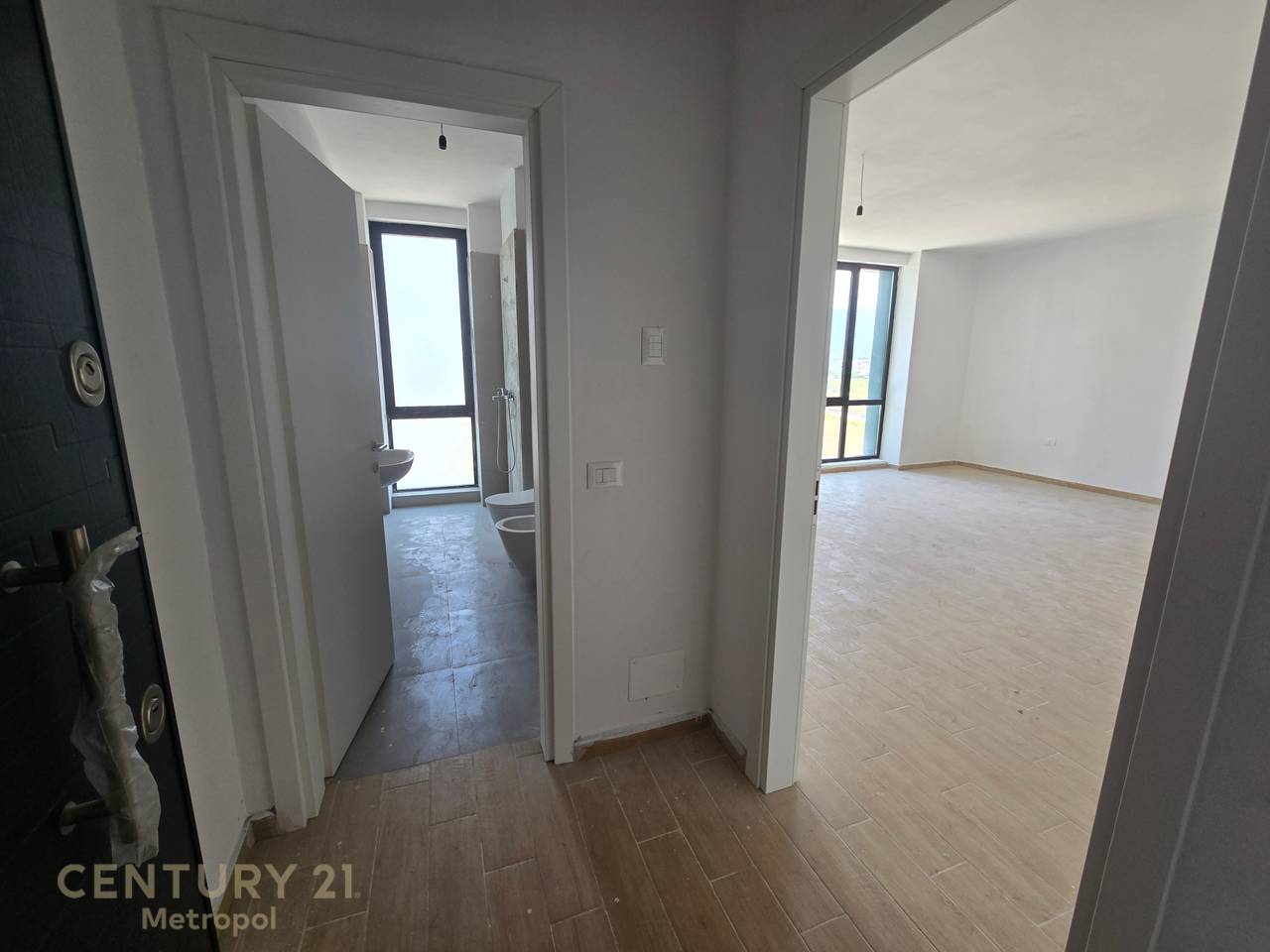 APPARTAMENTO SHESIM 1+1+Posto Auto, Nuovo Boulevard!