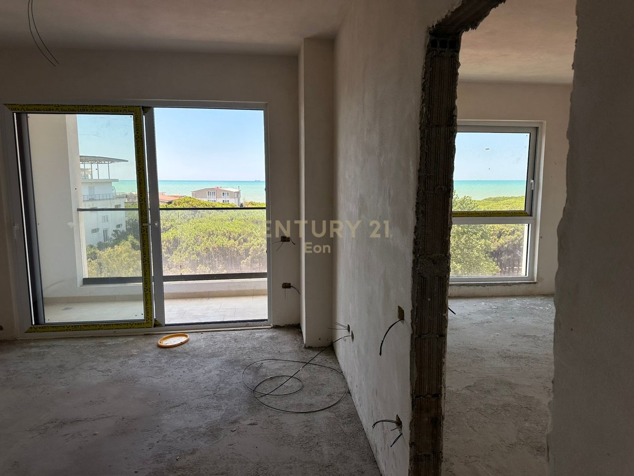 1+1 APARTMENT FOR SALE IN FRONT OF PALACE WITH SEA VIEW AT LIBURNA RESIDENCE!