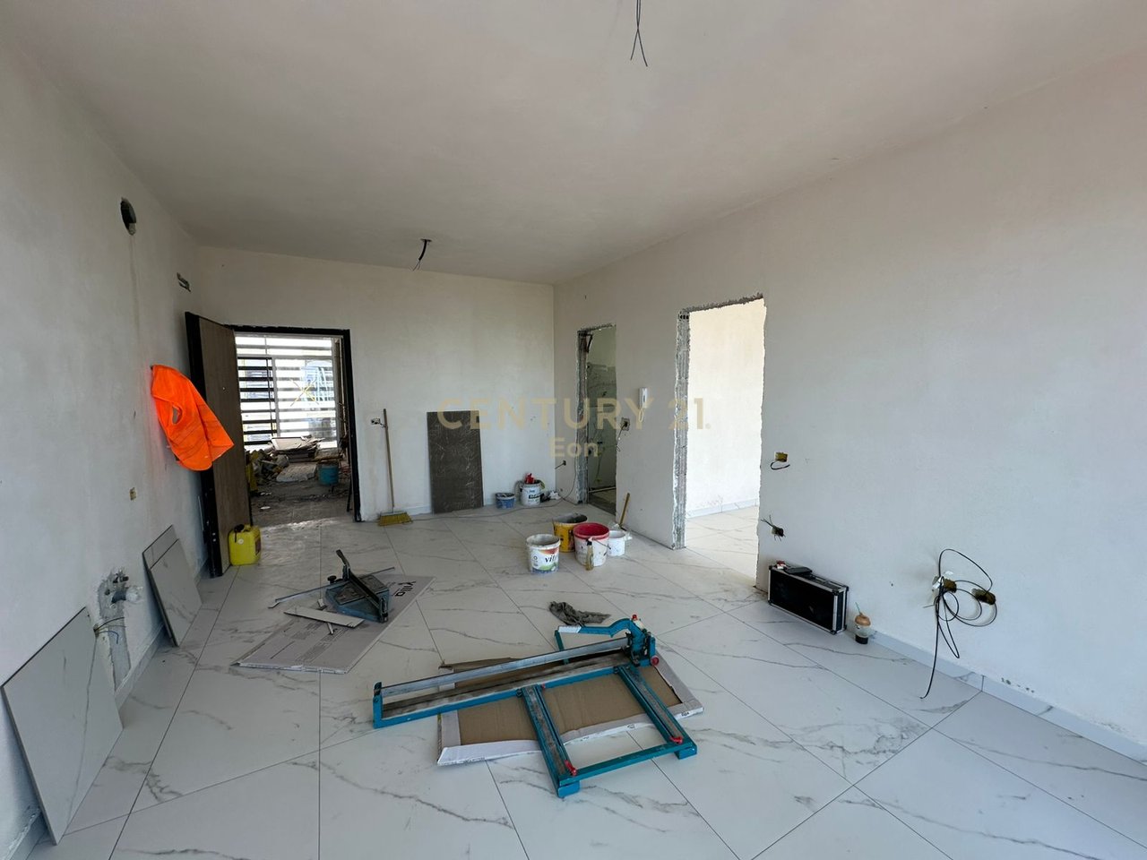 1+1 APARTMENT FOR SALE IN FRONT OF PALACE WITH SEA VIEW AT LIBURNA RESIDENCE!