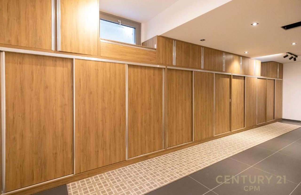 Green Door Apartment for Rent Luxury Villa with Pool!