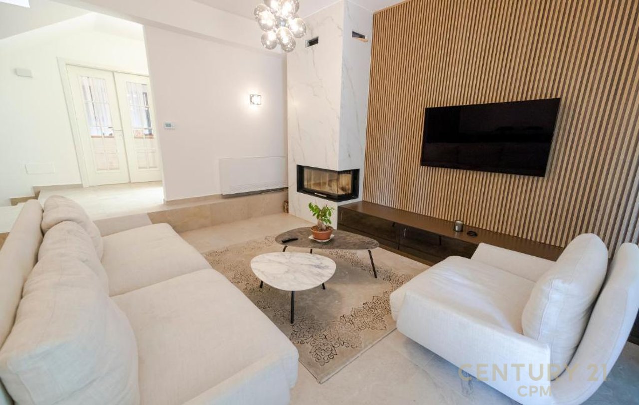 Green Door Apartment for Rent Luxury Villa with Pool!