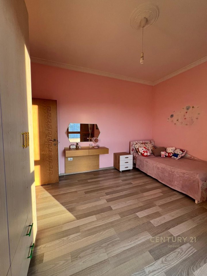 Apartment for rent 3+1+2 in New Sauk!!