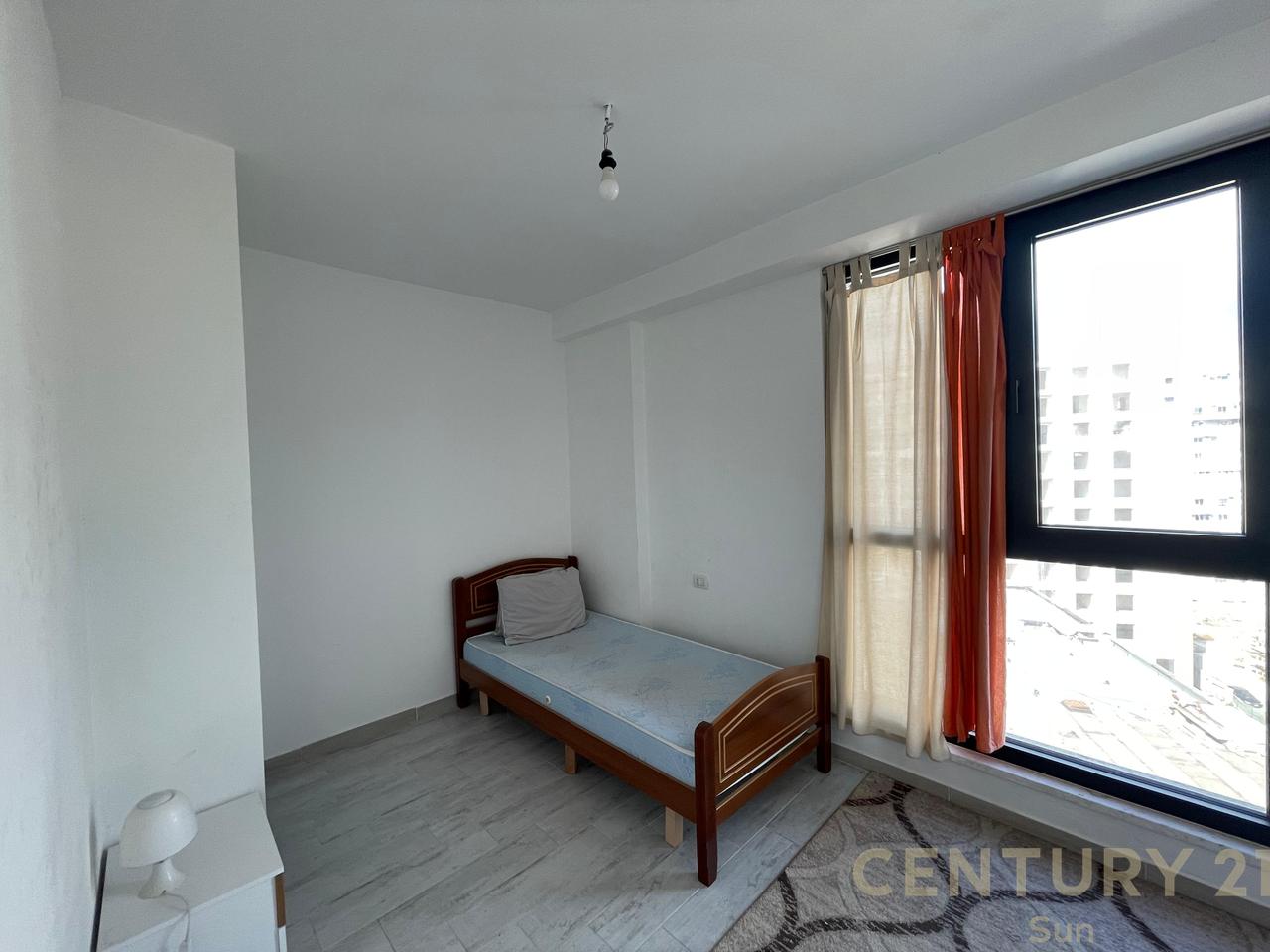 APARTMENT 3+1 NEAR AVIATION FIELD!