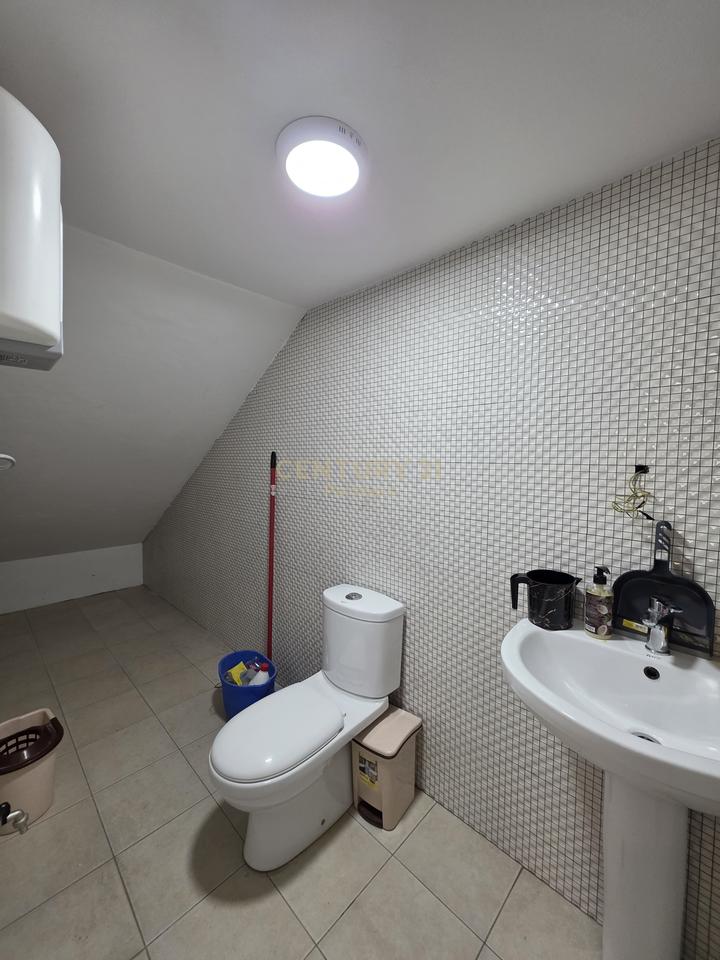 Ambient Komercial Me Qira në Komunën e Parisit, Tiranë - 800€ | 46 m²