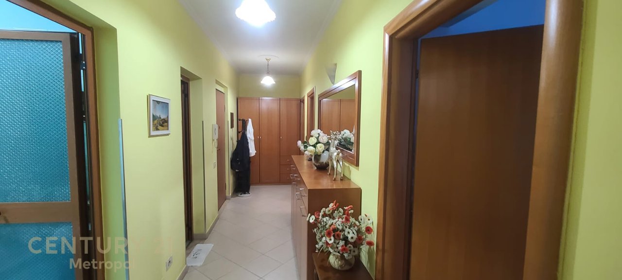 SHİTET APARTAMENT 3+1+2 NE RRUGEN 'DERVİSH HEKALİ'!