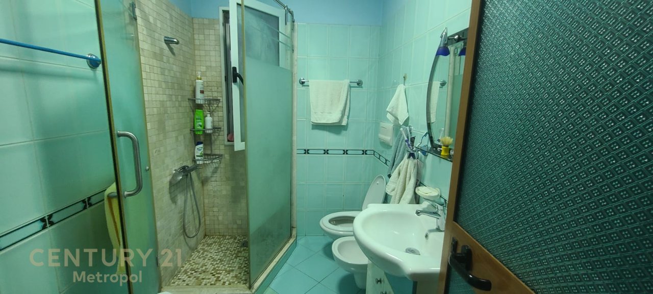 SHİTET APARTAMENT 3+1+2 NE RRUGEN 'DERVİSH HEKALİ'!