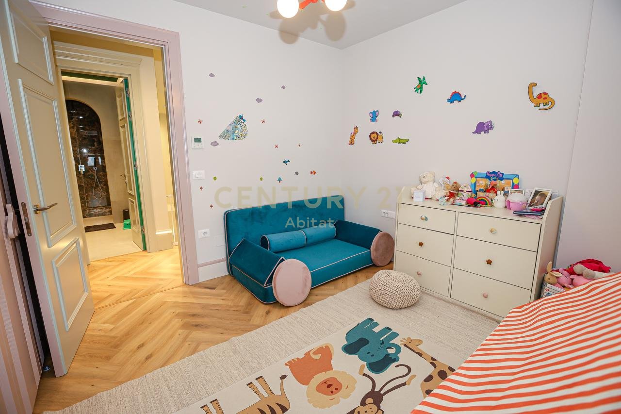 SHESIM DUPLEX DHE POST PARKIMI, TEK ZGJERIMI I KODRES SE DIELLIT
