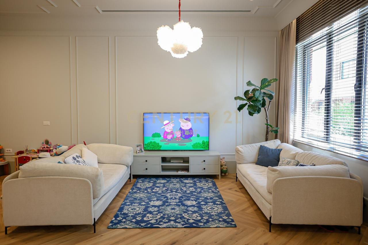 SHESIM DUPLEX DHE POST PARKIMI, TEK ZGJERIMI I KODRES SE DIELLIT