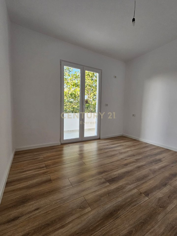 STRADA KAVAJË, VENDITA APPARTAMENTO 2+1