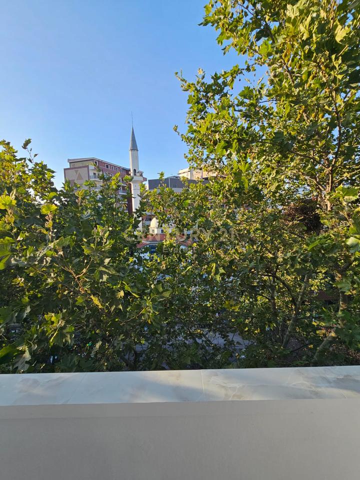 STRADA KAVAJË, VENDITA APPARTAMENTO 2+1