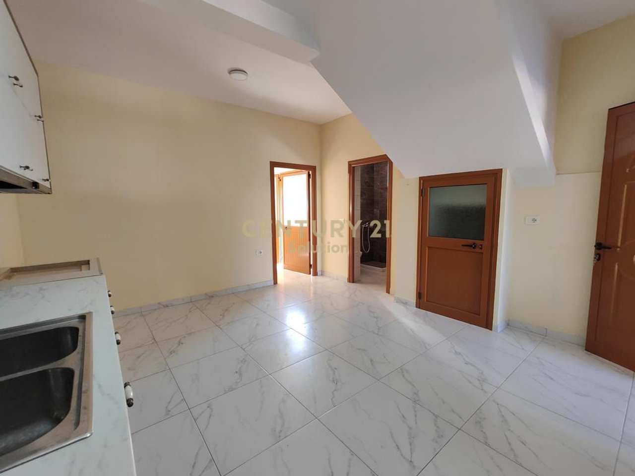 APPARTAMENTO 1+1 IN AFFITTO A YZBERISH