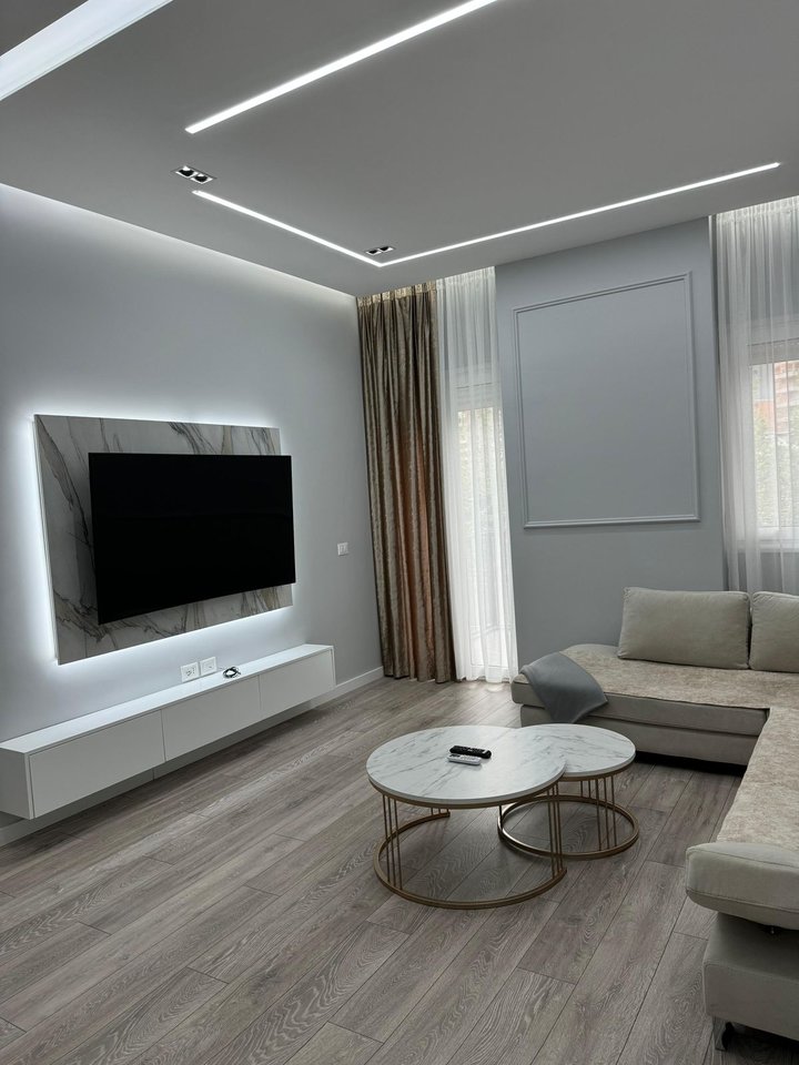 APPARTAMENTO 2+1 IN AFFITTO, SUL BOULEVARD VLORE-SKELE!