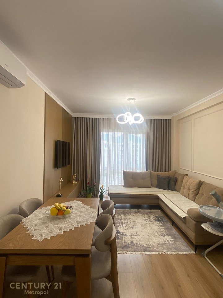 SHITET APARTAMENT 2+1, ASTIR!