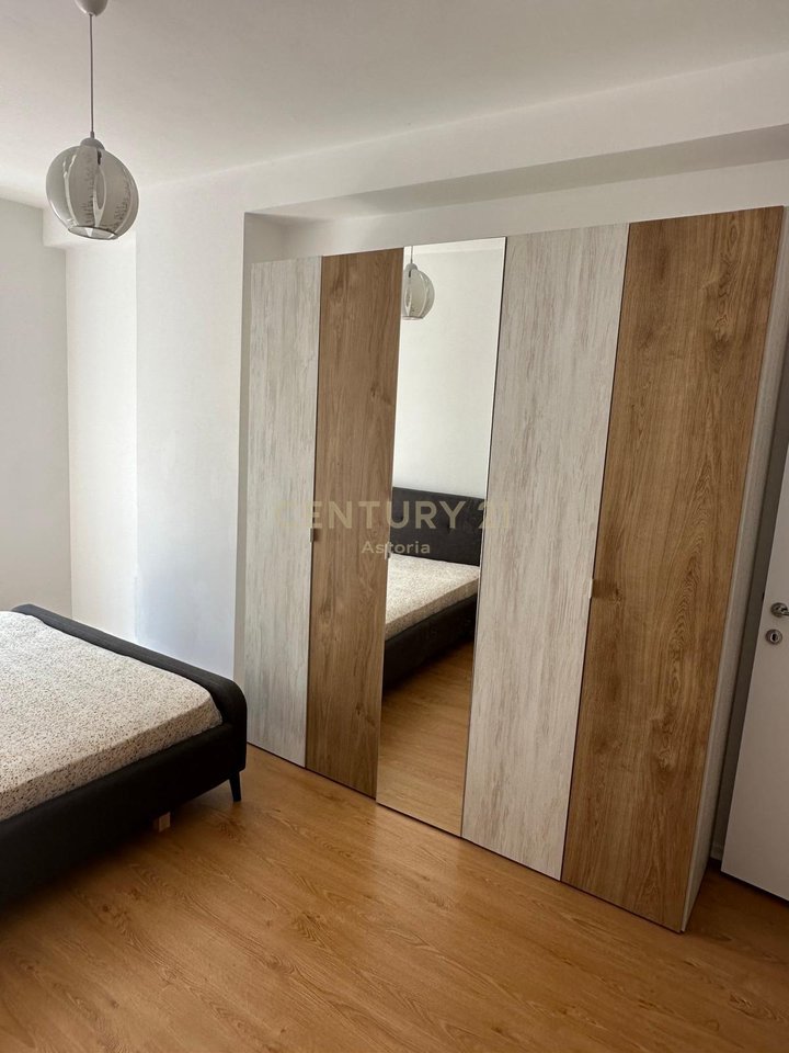JEPET ME QIRA APARTAMENT 2+1 TE "UNIVERS CITY"