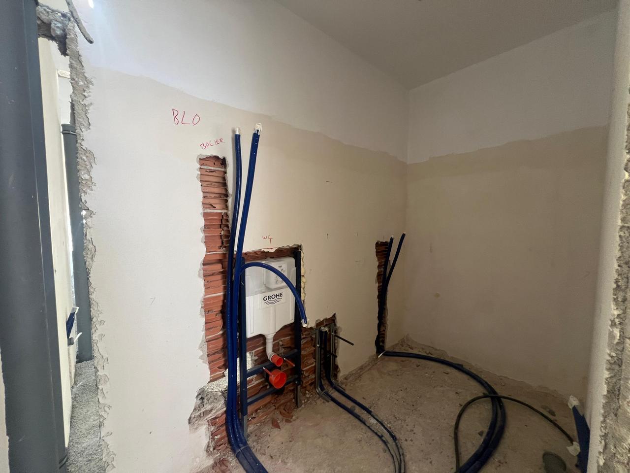 APPARTAMENTO SHESIM 2+1+2 VICINO A KIKA 2 (BLOCCO CITTÀ BIANCA)
