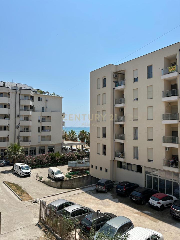 Appartamento 1+1 in affitto con vista mare alla prima stazione sulla spiaggia